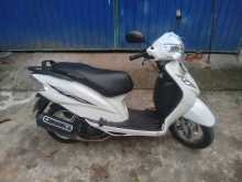 https://riyasewana.com/uploads/tvs-wego-52108001203.jpg
