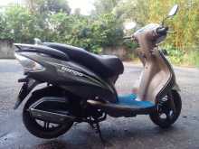 https://riyasewana.com/uploads/tvs-wego-621384013343.jpg