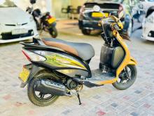 https://riyasewana.com/uploads/tvs-wego-72115306934.jpg