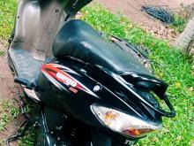 https://riyasewana.com/uploads/tvs-wego-914443619235.jpg