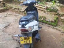 https://riyasewana.com/uploads/tvs-wego-baf-xxxx-7452371393214.jpg