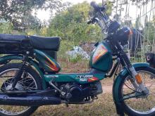 TVS XL 100 2025 Motorbike