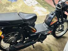 https://riyasewana.com/uploads/tvs-xl-100-2013011319286.jpg