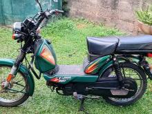 TVS XL 100 2025 Motorbike