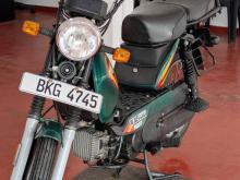 TVS XL 100 2025 Motorbike
