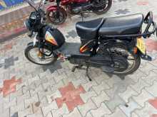 TVS XL 100 Hevu Duty 2025 Motorbike