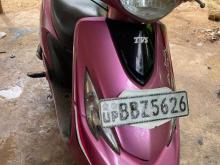 https://riyasewana.com/uploads/tvs-zest-110-261341556472.jpg