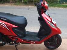 https://riyasewana.com/uploads/tvs-zest-1616370613443.jpg