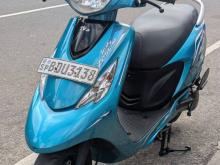 TVS ZEST 2015 Motorbike