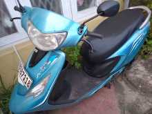 TVS Zest 110 2015 Motorbike