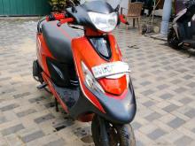 TVS ZEST 2015 Motorbike