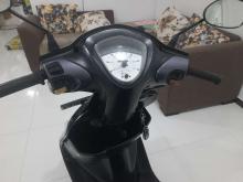 https://riyasewana.com/uploads/tvs-zest-9801206556.jpg
