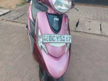 TVS ZEST 2015 Motorbike