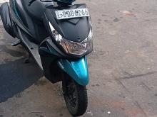 Yamaha ZR 2015 Motorbike