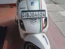 https://riyasewana.com/uploads/vespa-eligant-150cc-11637244403.jpg
