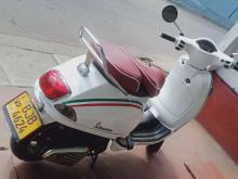 https://riyasewana.com/uploads/vespa-eligant-150cc-171002496344.jpg