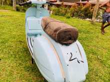 Vespa PX150 1981 Motorbike