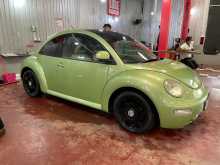 Volkswagen Beetle 2000 Car