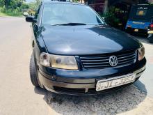 Volkswagen PASSAT 1.8 2000 Car