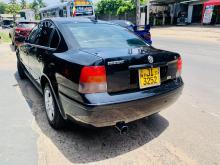 https://riyasewana.com/uploads/volkswagen-passat-1-8-1112572017305.jpg