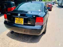 https://riyasewana.com/uploads/volkswagen-passat-1-8-2000-128562712564.jpg