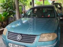 Volkswagen Passat 2000 Car