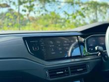 https://riyasewana.com/uploads/volkswagen-polo-style-2217435824912.jpg