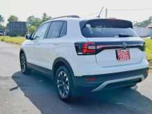 https://riyasewana.com/uploads/volkswagen-t-cross-141919384012.jpg