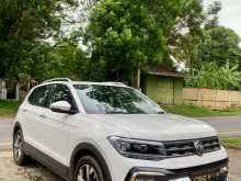 Volkswagen Taigun 2025 SUV