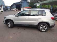 https://riyasewana.com/uploads/volkswagen-tiguan-1193448893.jpg
