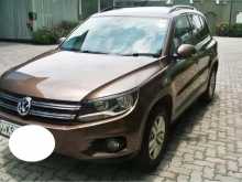Volkswagen Tiguan 2011 Car