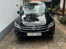Volkswagen Tiguan 2013 SUV