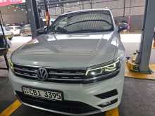 https://riyasewana.com/uploads/volkswagen-tiguan-2018-89535812271.jpg