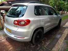 Volkswagen Tiguan 2011 SUV