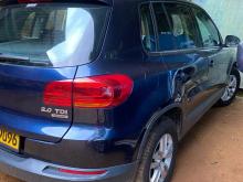 Volkswagen Tiguan 2012 SUV