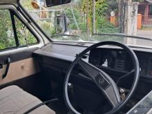 https://riyasewana.com/uploads/volkswagen-transporter-68043310703.jpg
