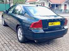 https://riyasewana.com/uploads/volvo-s-60-301541231003.jpg