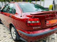 https://riyasewana.com/uploads/volvo-s40-20105243986.jpg