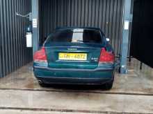 https://riyasewana.com/uploads/volvo-s60-2001-211592412463.jpg