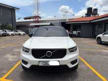 Volvo XC40 R-Design T3 2020 SUV