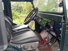 https://riyasewana.com/uploads/willys-cj-6-15828146474.jpg