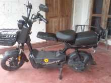 Yadea Cooljoy 2025 Motorbike