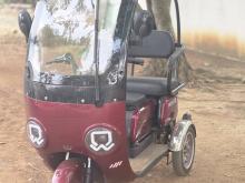 Yadea E R V 2 2026 Motorbike
