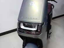 Yadea EPOC 2025 Motorbike