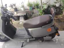 Yadea Epoch 2025 Motorbike