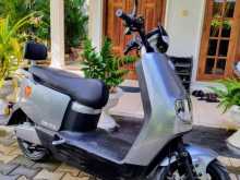 Yadea ES8 Pro 2023 Motorbike
