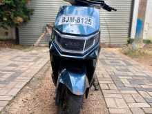 Yadea Lima 2025 motorcycle