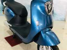 Yadea M6 2024 Motorbike