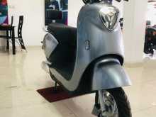 Yadea M6 2024 Motorbike