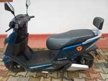 Yadea T 5 2025 Motorbike